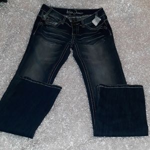 Ariya jeans